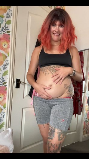 Yourhikerbabe – Overfeeding Your Girlfriend Feeder Feedee